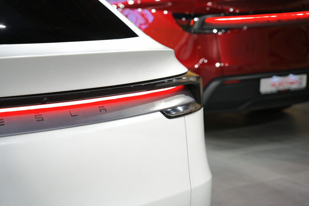 Tesla Model Y Long Range Dual Motor 2025